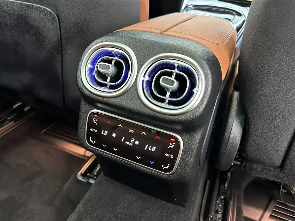 Mercedes-Benz GLC 2023 — фото 23