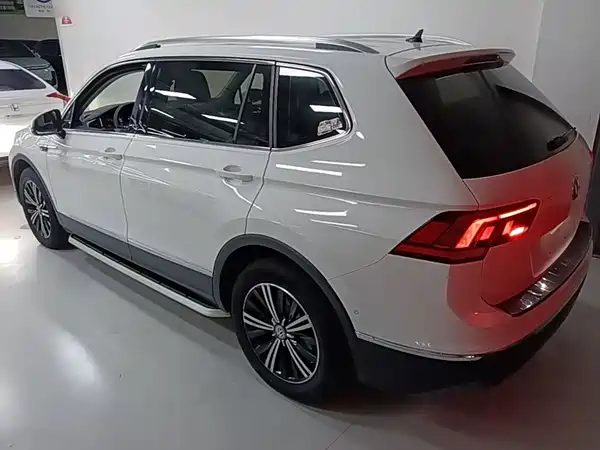 Volkswagen Tiguan L 2020