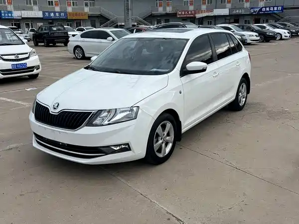 Skoda Rapid Spaceback 2017