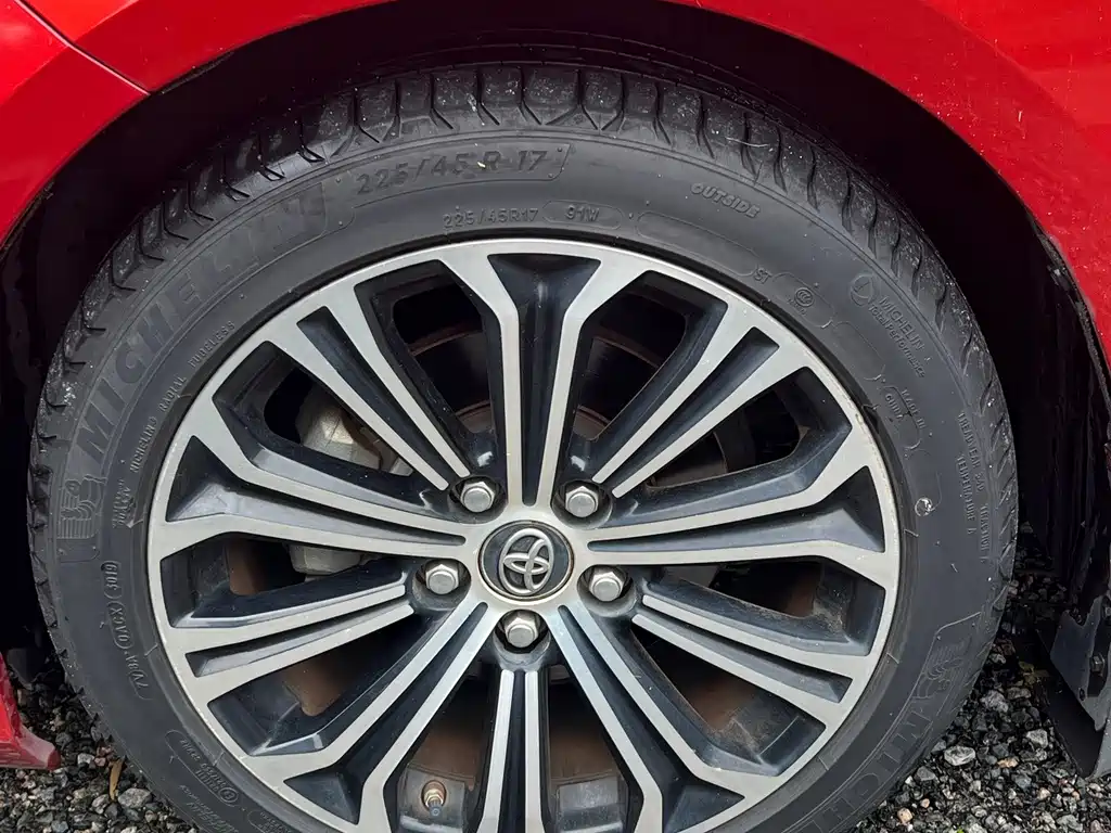 Toyota Corolla 2019 — фото 16