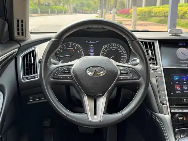 Infiniti Q50L 2018