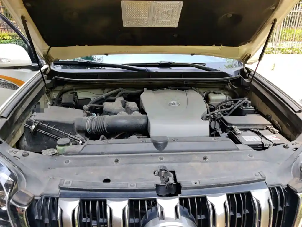 Toyota Prado 2015 — фото 11