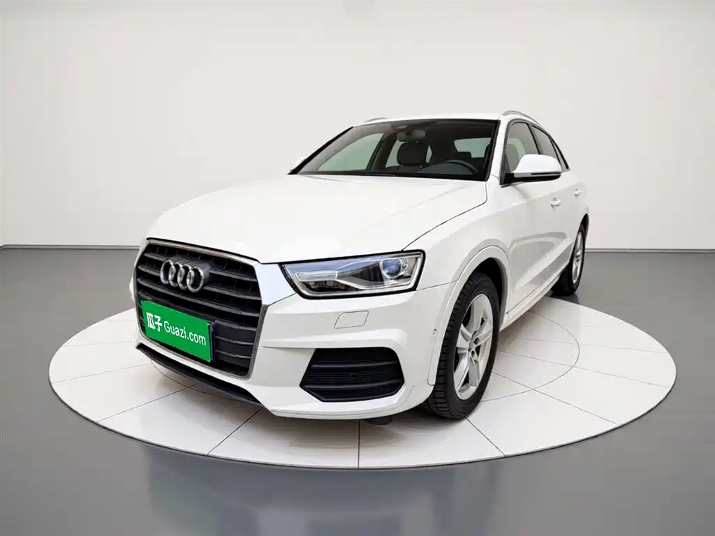 Audi Q3 2016 — фото 1