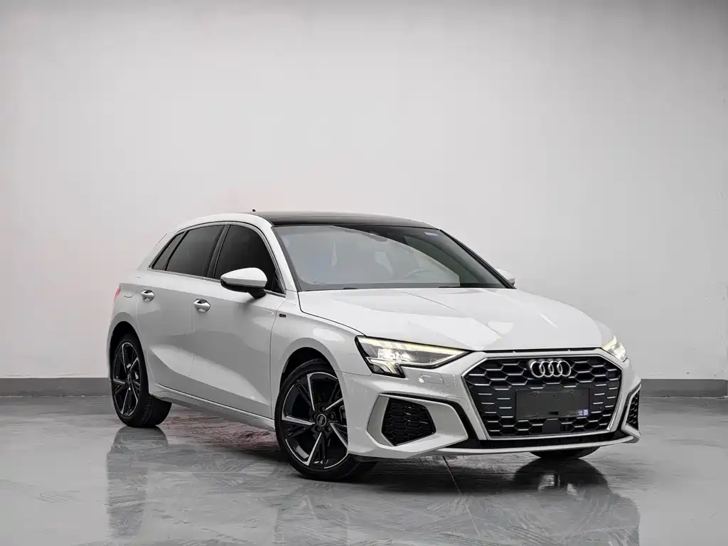 Audi A3 2023 — фото 3