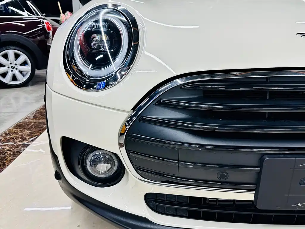 MINI Clubman 2021 — фото 9