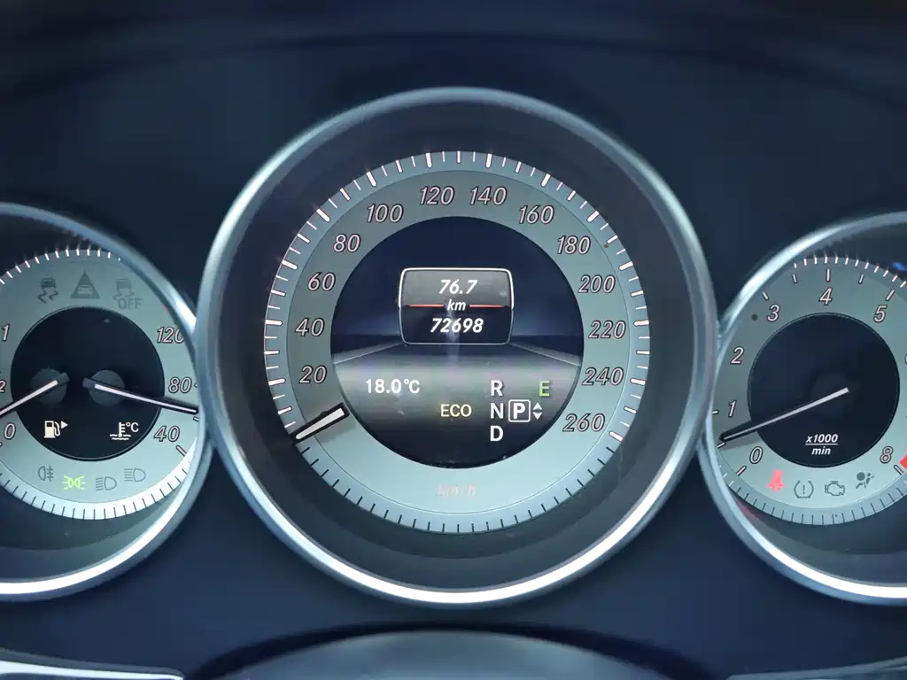 Mercedes-Benz CLS 2015 — фото 17