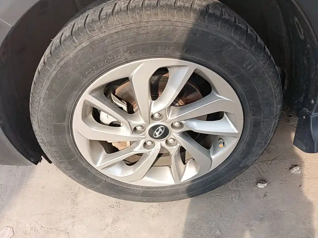 Hyundai Tucson 2018 — фото 23
