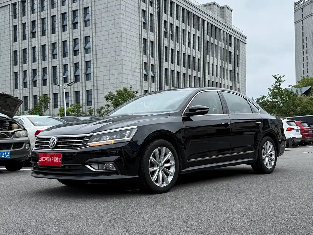 Volkswagen Passat 2018 — фото 3