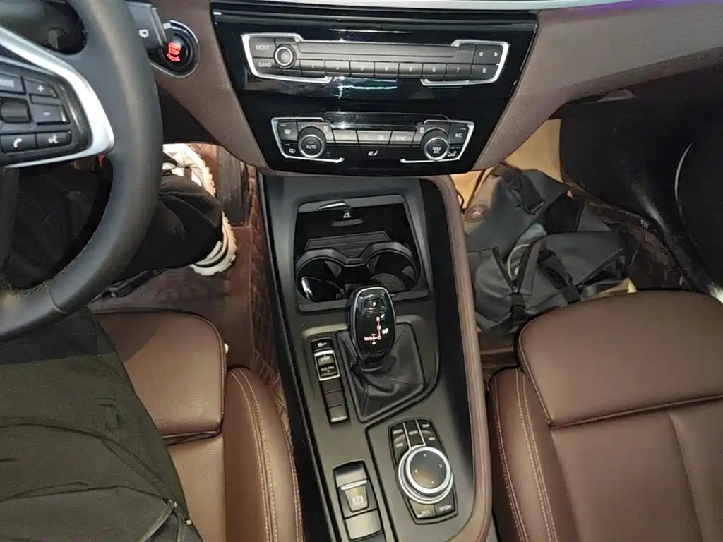 BMW X1 2020 — фото 14