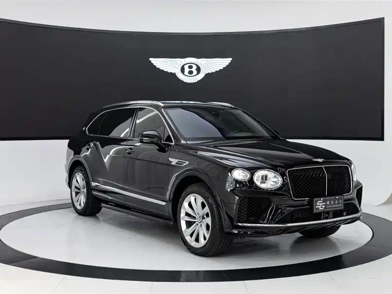 Bentley Bentayga 2025 — фото 4