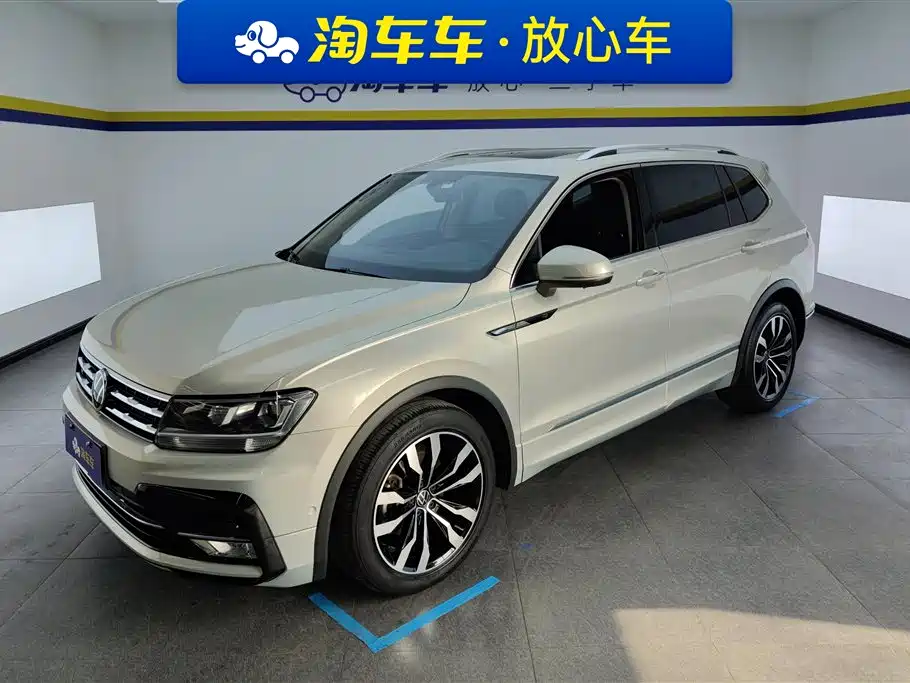 Volkswagen Tiguan L 2021 — фото 1