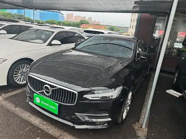 Volvo S90 2019