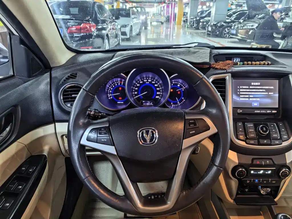 Changan Eado 2015