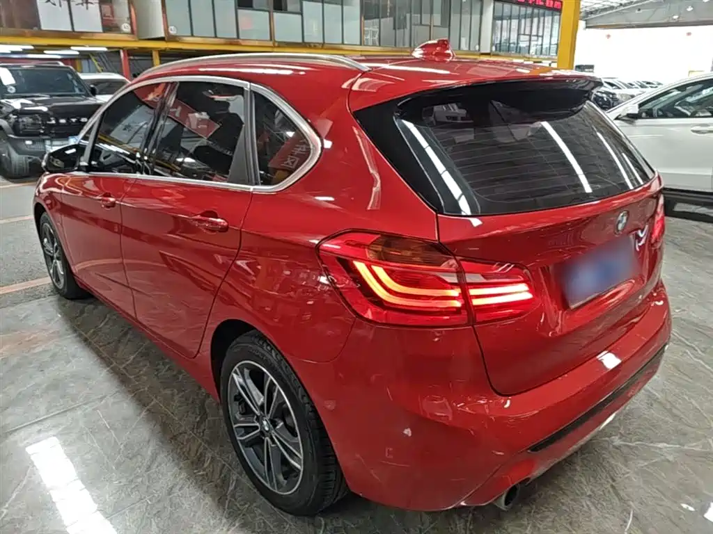 BMW 2 Series Active Tourer 2018 — фото 5