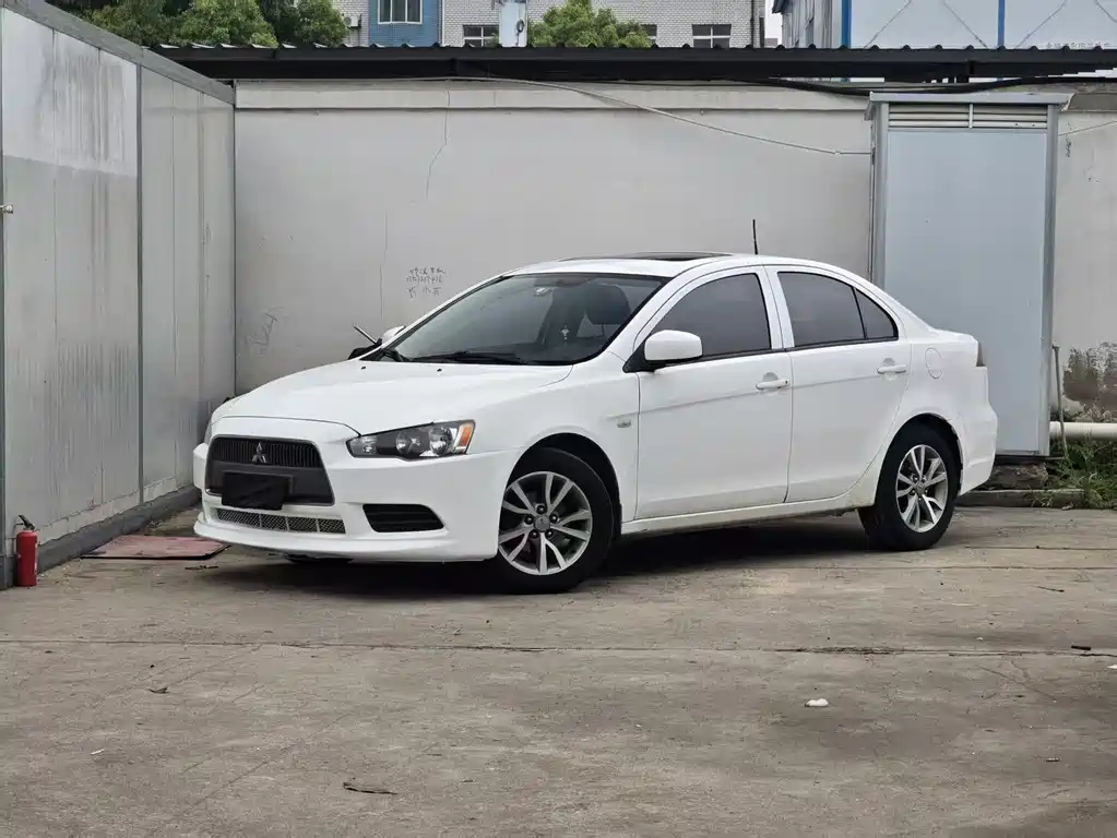 Mitsubishi Lancer EX 2014 — фото 7