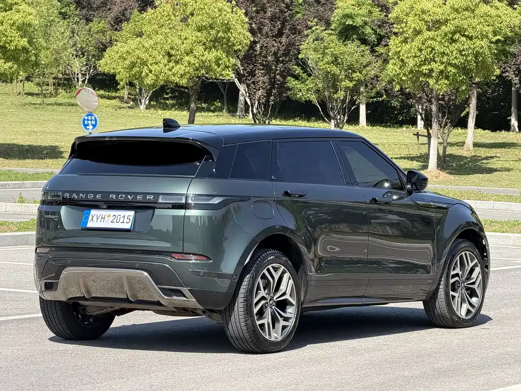 Land Rover Range Rover Evoque 2022 — фото 21