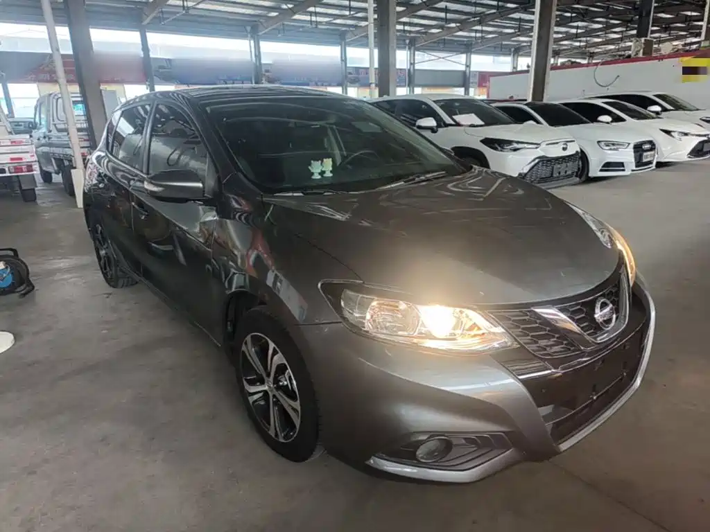 Nissan Tiida 2017