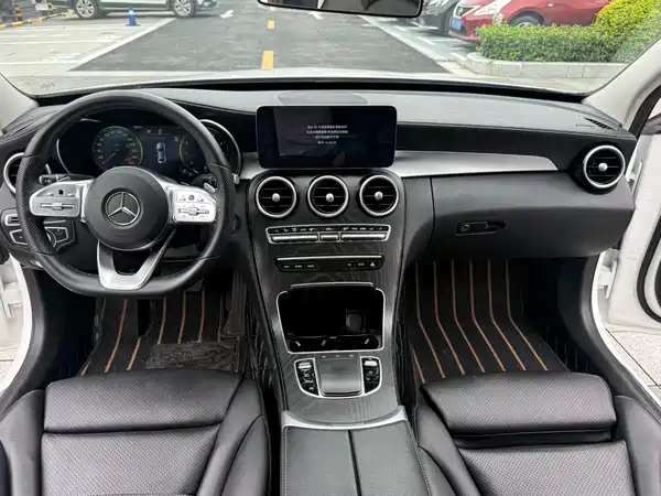 Mercedes-Benz C-Class 2020