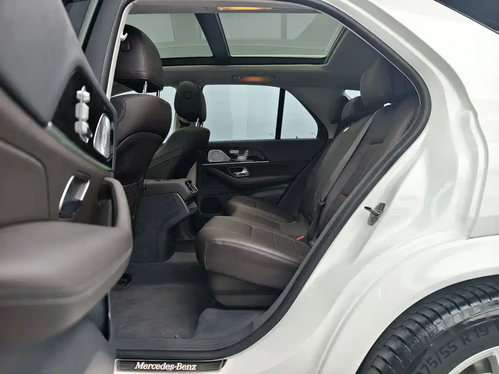 Mercedes-Benz GLE 2020 — фото 11
