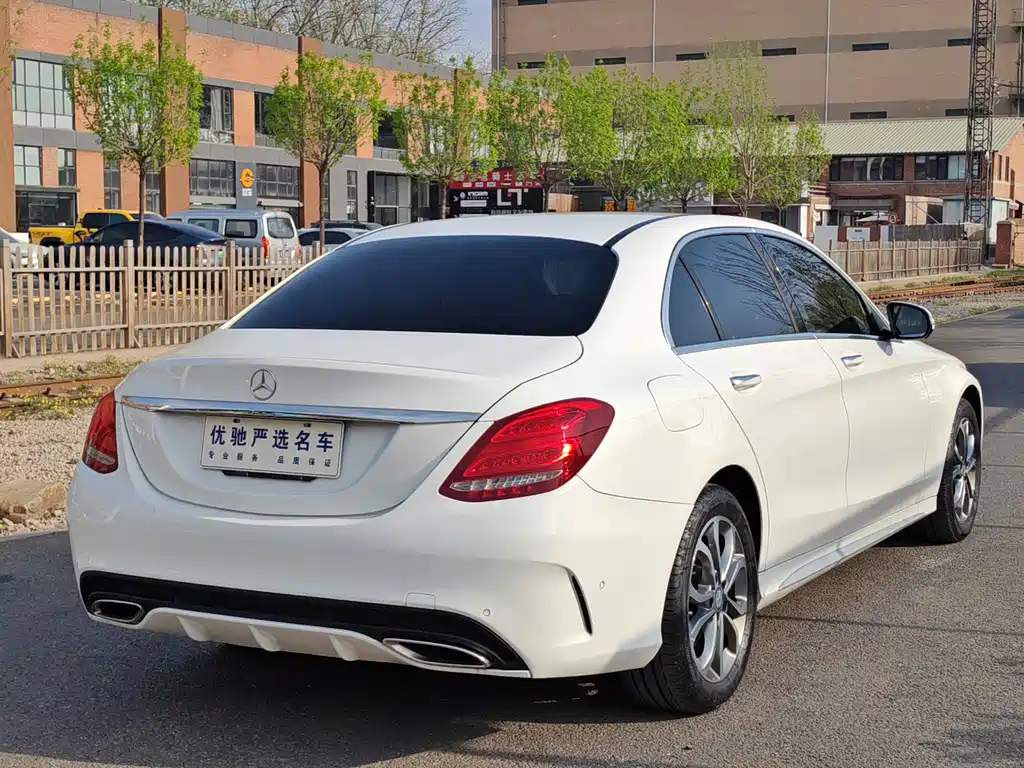 Mercedes-Benz C-Class 2015 — фото 28