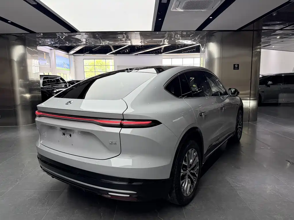 NIO EC6 2025 — фото 13