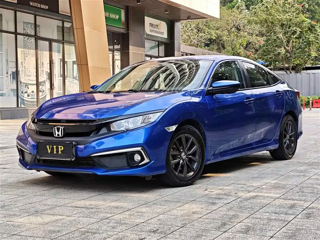 Honda Civic 2019 — фото 1