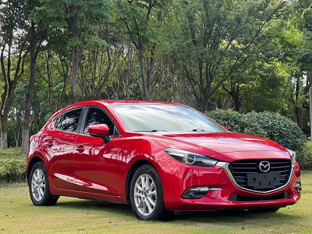 Mazda 3 Axela 2017 — фото 3