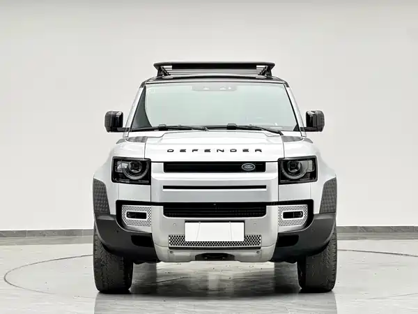 Land Rover Defender 2021
