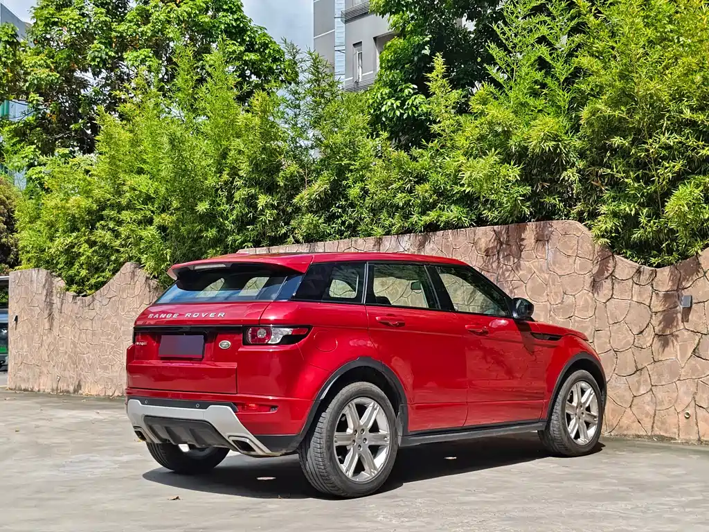 Land Rover Evoque 2015