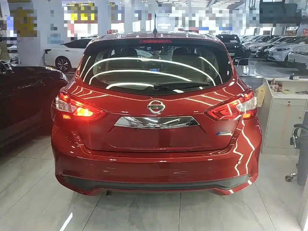 Nissan Tiida 2020