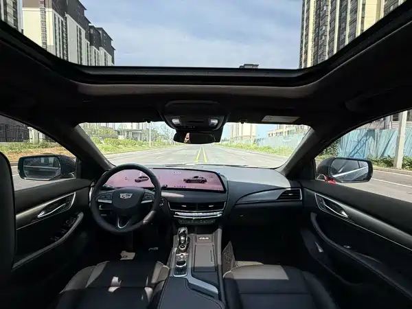 Cadillac CT5 2026