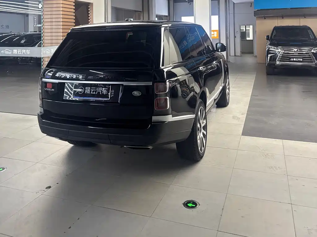 Land Rover Range Rover 2015 — фото 14