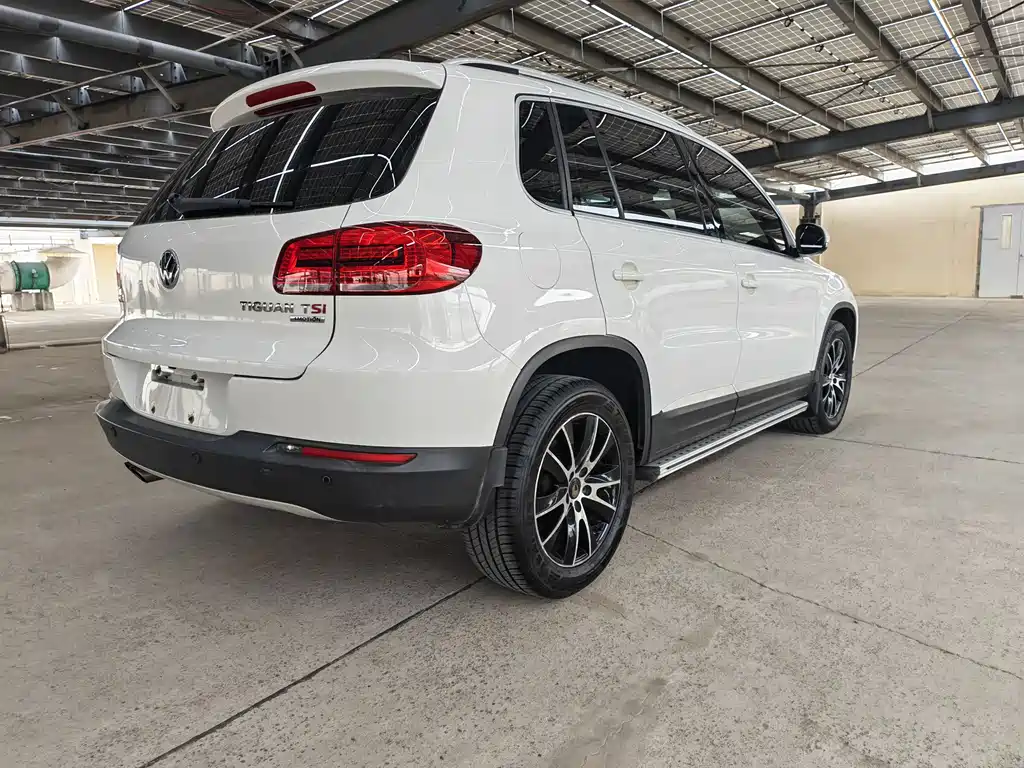 Volkswagen Tiguan 2015 — фото 4