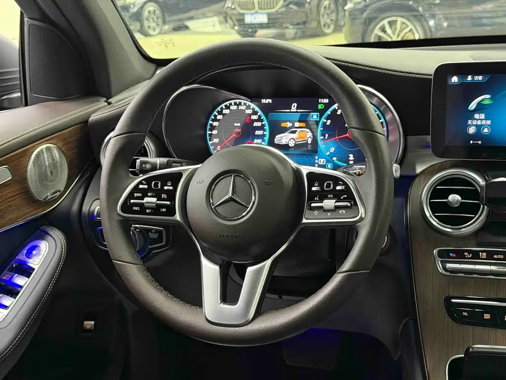Mercedes-Benz GLC 2021 — фото 12