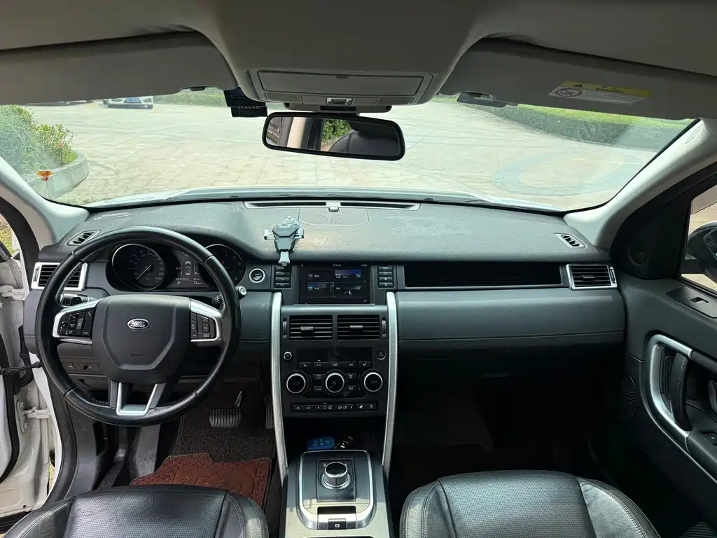 Land Rover Discovery Sport 2016 — фото 6