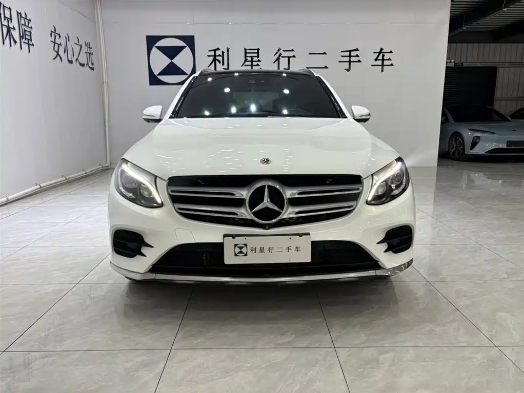 Mercedes-Benz GLC 2018 — фото 15