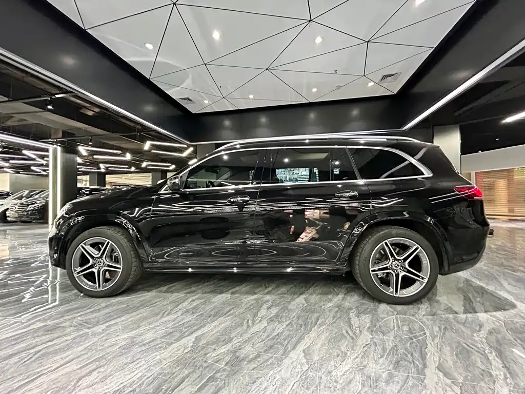 Mercedes-Benz GLS 2023 — фото 8