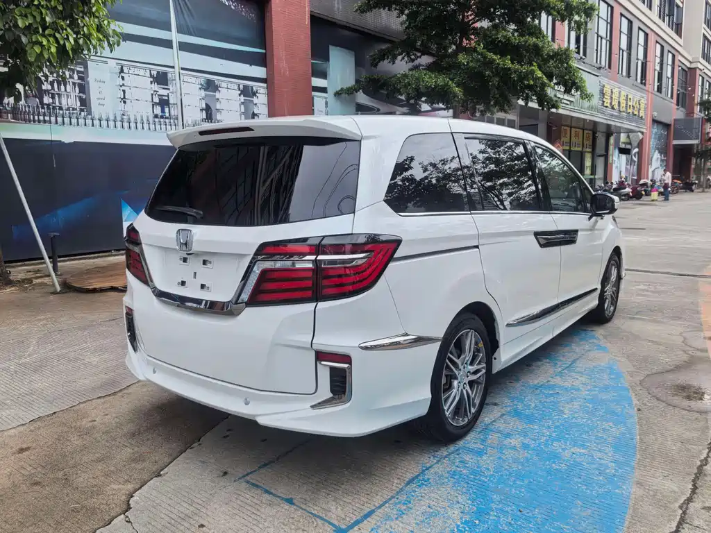 Honda Elysion 2020