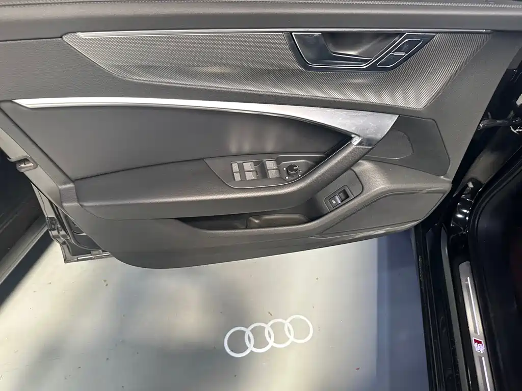 Audi A6L 2023 — фото 5