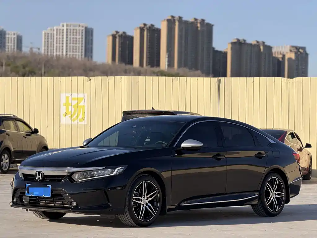 Honda Inspire 2022 — фото 1