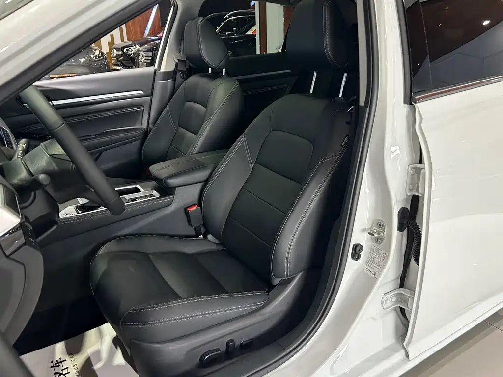 Nissan Teana 2025 — фото 10