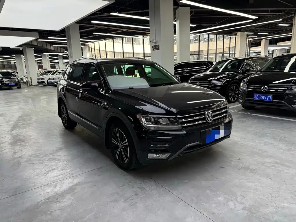 Volkswagen Tiguan L 2021