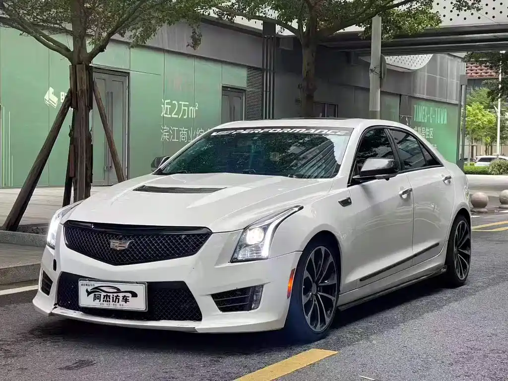 Cadillac ATS-L 2015 — фото 1
