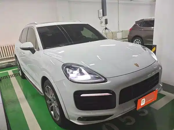 Porsche Cayenne 2020