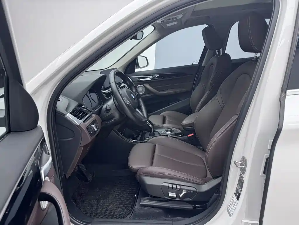 BMW X1 2022 — фото 10