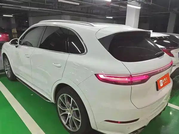 Porsche Cayenne 2020