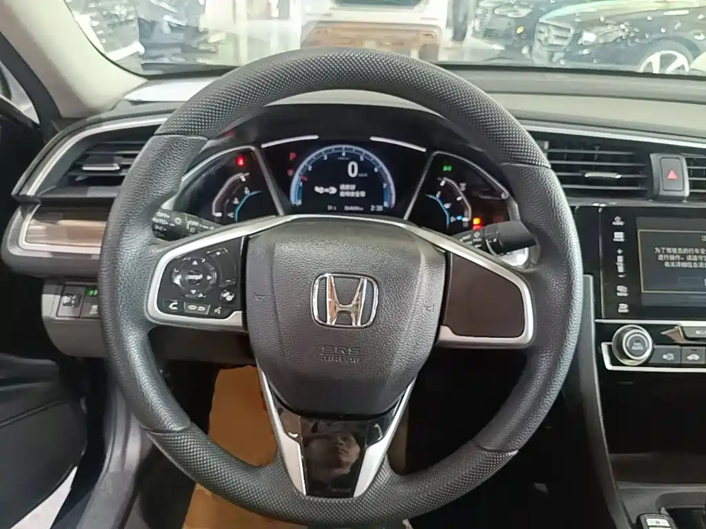Honda Civic 2019 — фото 11