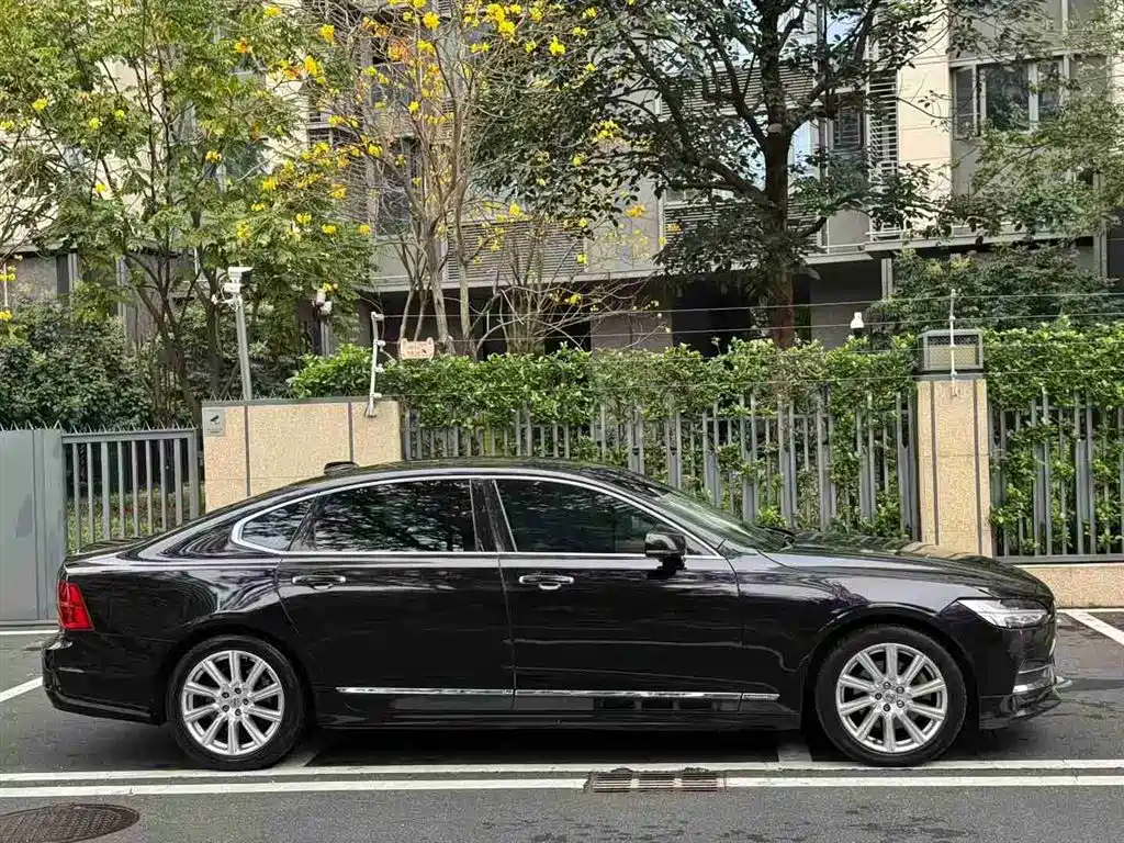 Volvo S90 2019 — фото 4