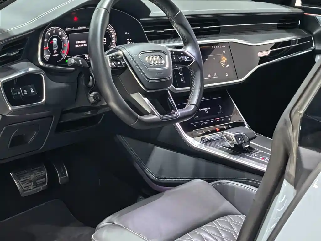 Audi A7L 2026 — фото 18