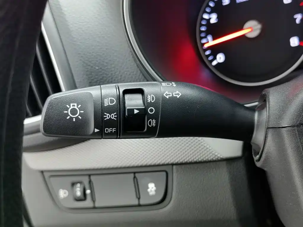 Kia KX3 2017 — фото 21